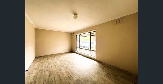 A Family Sized Terrace Home! - Photo 1