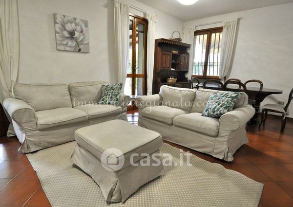 Villa in Affitto in Via Leonardo Da Vinci a Forte dei Marmi