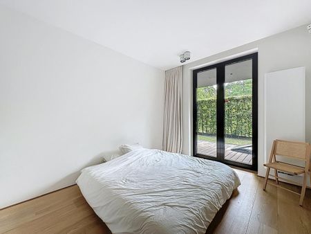 Parc Hamoir: Beautiful groundfloor + garden, 3 BR + parking - Photo 4