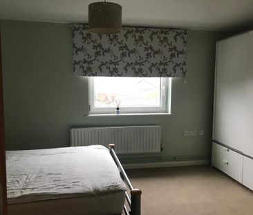 1 Bed Flat, Press Court, SE1 - Photo 2