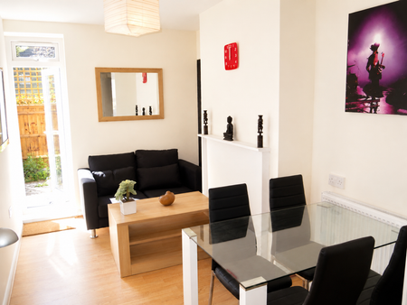 Shillingford House – Room 2 - Photo 2