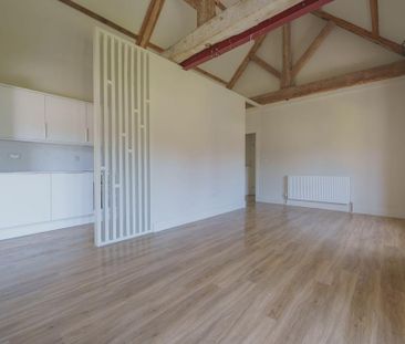 1 bedroom semi-detached bungalow to rent - Photo 1