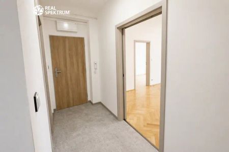 Pronájem bytu 3+1 70 m - Fotografie 5