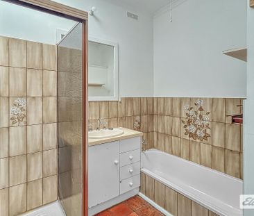 Charming Weatherboard in Ararat West - Photo 6