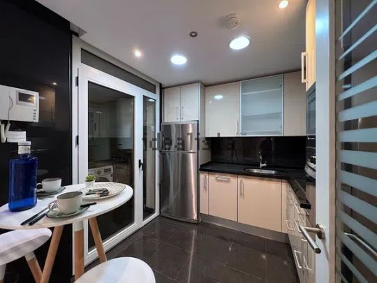 Alquiler de piso en Kempinski - Foto 1