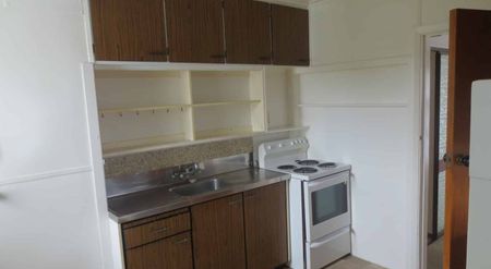 THREE BEDROOMS - HOKOWHITU - Photo 5