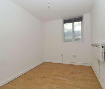 Flat, High Street, Ramsgate, CT11 - Photo 6