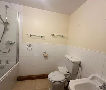 2 bedroom terraced house to rent - Photo 6