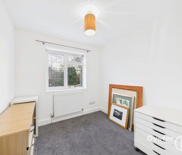 4 bedroom semi-detached house to rent - Photo 3