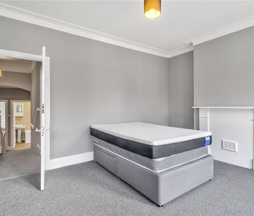 4 bedroom terraced house to rent - Photo 4