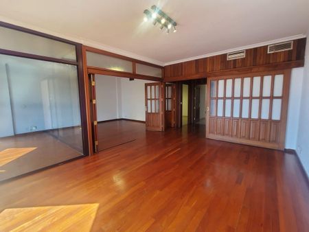 5 room luxury Flat for rent in Las Palmas de Gran Canaria, Spain - Photo 4