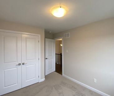 For Lease - 213 Invention Boulevard, Kanata, Ontario - Photo 5