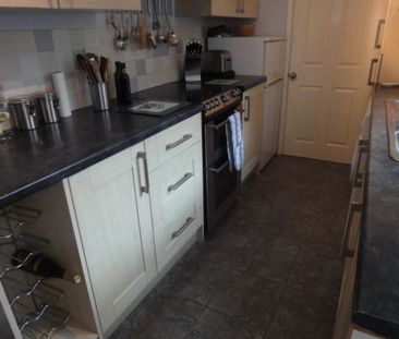 Terraced House - Photo 4