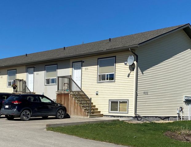 9305 93 Street - Pet Friendly | 9305 93 Street, Grande Prairie - Photo 1