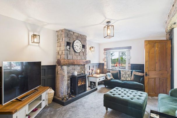 2 bedroom terraced house to rent - Photo 1