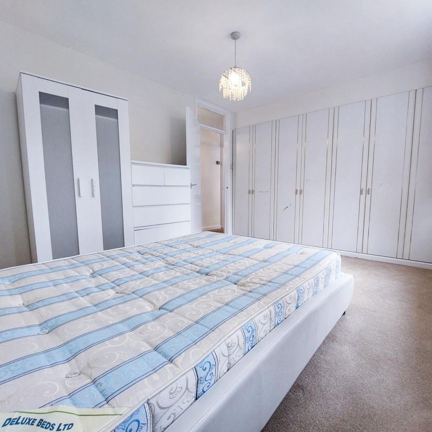 £461.54 per week (£2,000.00 per month) - Photo 1