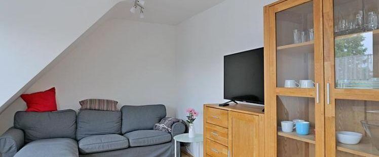 (EF0807_M) Kassel-Landkreis: Vellmar, preiswertes möbliertes Apartment mit Dachbalkon, WLAN und eigener Waschmaschine - Photo 1