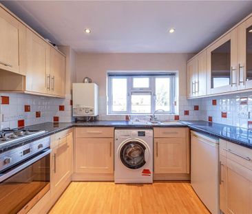 2 bedroom maisonette to rent - Photo 5