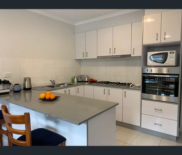 3/33 Edgar Street, Werribee, Vic 3030 - Photo 4