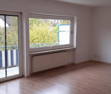 Geräumige 3 Zimmer Wohnung mit Balkon und Stellplatz - Foto 1