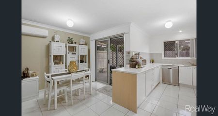 10/99-113 Peverell Street, Hillcrest QLD 4118 - House For Rent | Domain - Photo 3