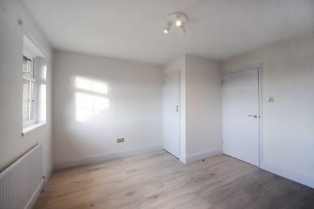 1 bedroom terraced house to rent - Photo 2