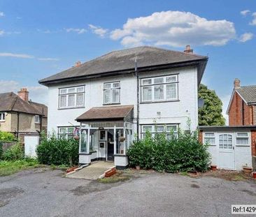 Barnett Wood Lane, Ashtead, Surrey, KT21 - Photo 3