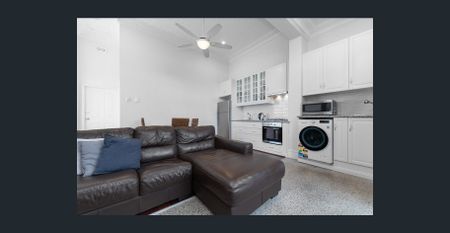 BARNFATHER’S OLD CORNER STORE - Photo 2