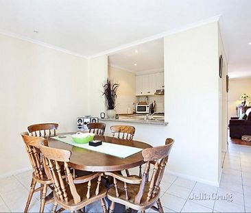 2/262 Melrose Drive, Tullamarine - Photo 2