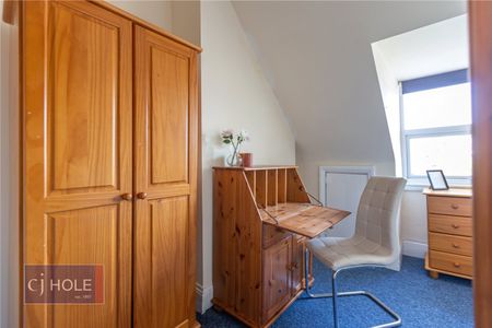 Gloucester Road, - Photo 5