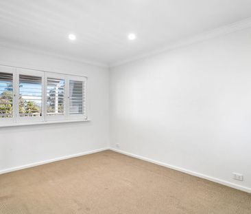 THIS IS A MUST SEE! - Photo 1