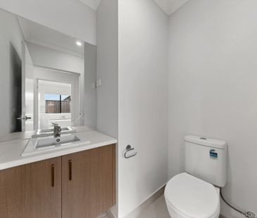 13 Ballina Crescent, Donnybrook VIC 3064 - House For Rent | Domain - Photo 2
