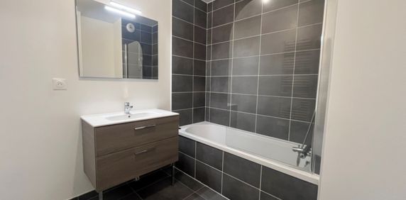 Appartement T3 – 63,28 m2 – 74370 CHARVONNEX - Photo 2