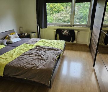 Schöne Mietwohnung in ruhiger Wohnlage mit ca. 63 m² Wohnfläche, 3 ... - Photo 1