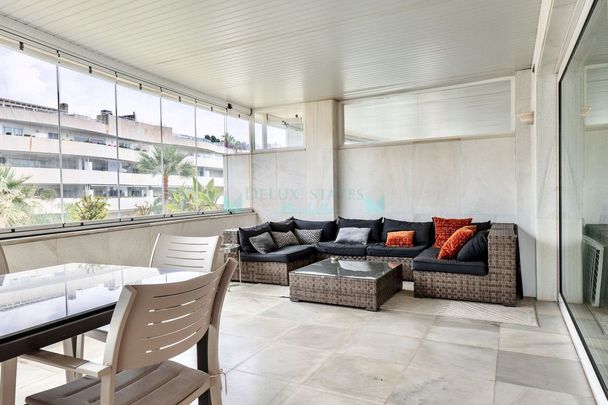 Penthouse for rent in Marbella - Puerto Banus - Photo 1