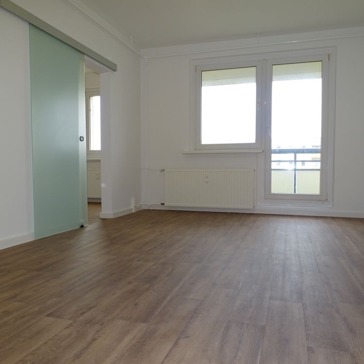 3 – Raum – Wohnung – bezugsfertig saniert zum 15.08.2024! - Photo 1