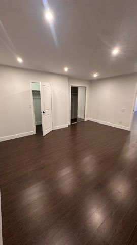 For Lease - 1359 Davenport Road, Toronto, Ontario - Photo 3