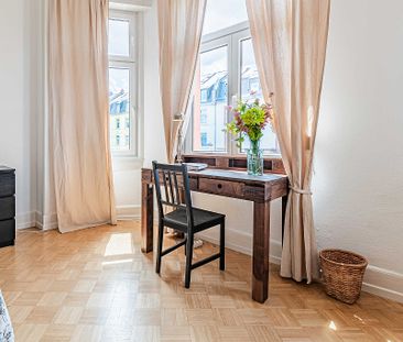 City-Residence: Moderne 3 Zi.-Wohnung mit 2 Schlafzimmern und 2 Bal... - Photo 6