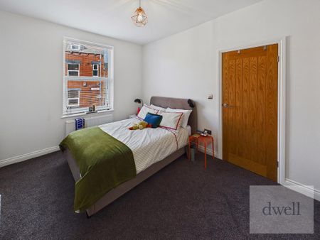 2 bedroom terraced house to rent - Photo 3