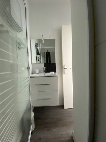 Location Appartement 2 pièces 36m² - Photo 4