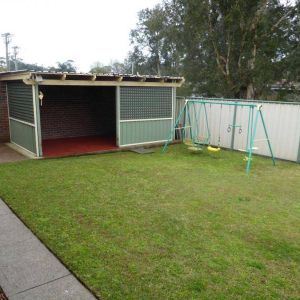 AFFORDABLE FAMILY HOME, CLOSE TO LOCAL TRANSPORT - Photo 2