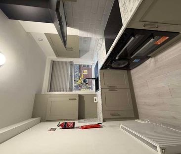 Bedroom Luxury Apartment, Birkin Avenue, NG7 - Photo 5