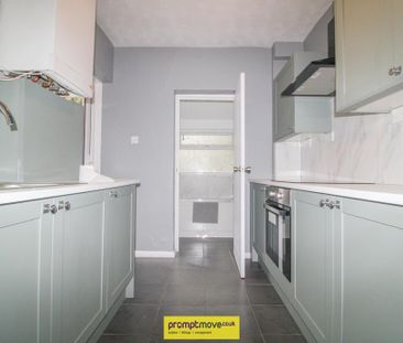 3 bedroom terraced house to rent - Photo 2