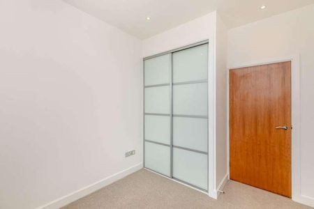 Cavendish Court, BD11 - Photo 4