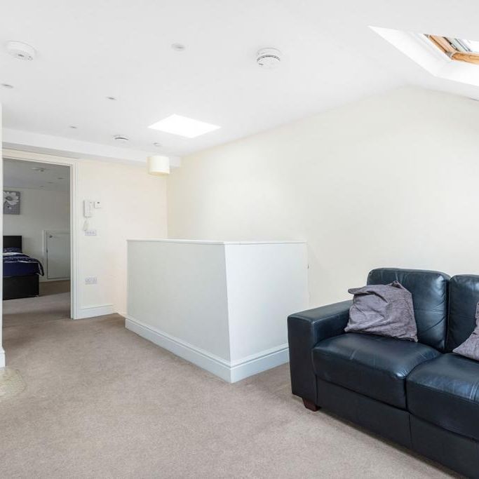1 bedroom flat to rent - Photo 1