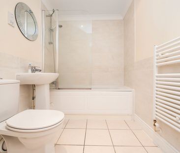 2 bedroom apartment to rent Brookbank Close, Cheltenham, GL50 - Photo 3