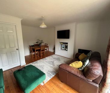 4 bedroom house to rent - Photo 2