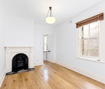 Classic Two Bedroom Semi with Rear Lane Parking - Photo 5