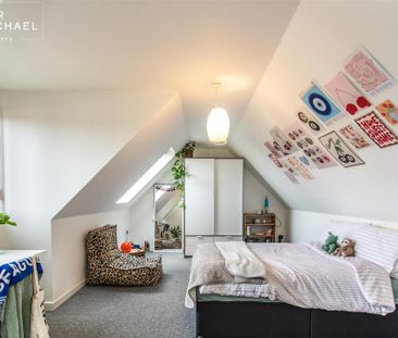 6 bedroom detached bungalow to rent - Photo 3