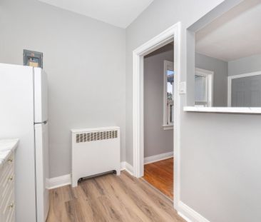 For Lease - 486 Holtby Avenue Unit# 4, Burlington, Ontario - Photo 2